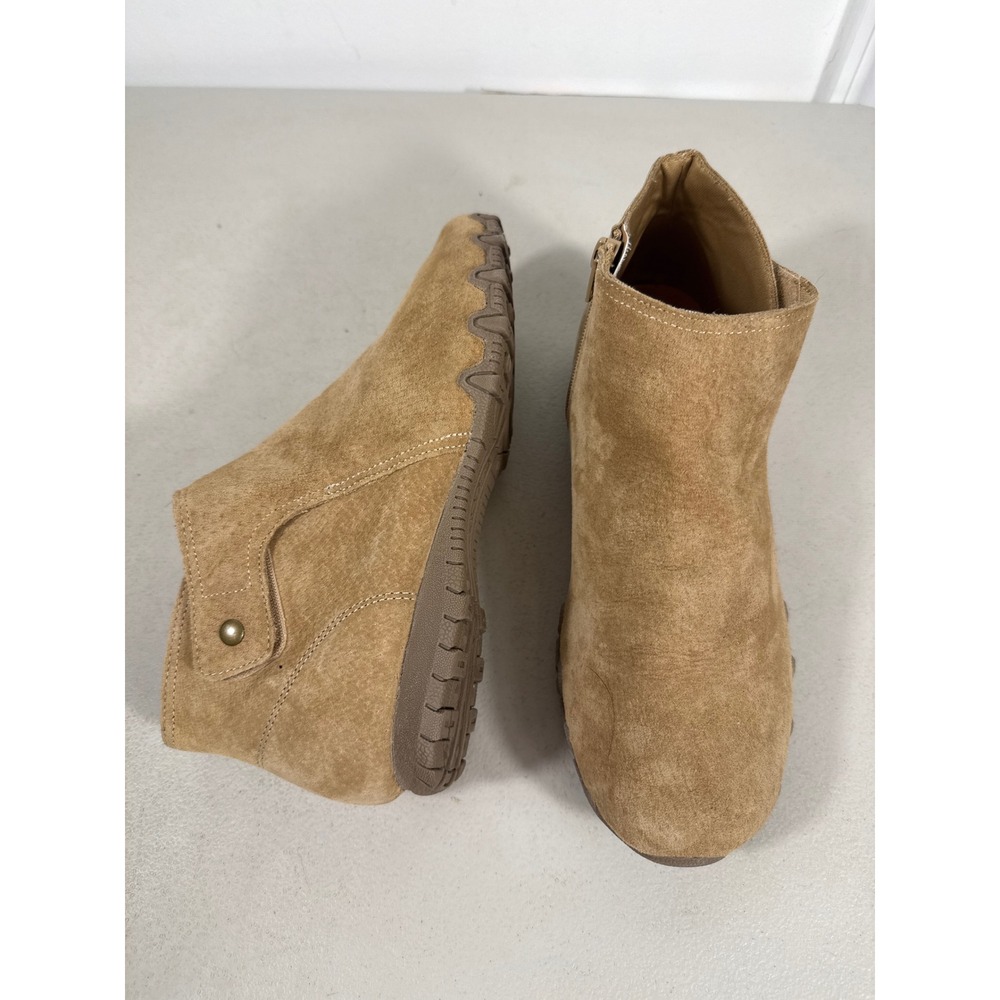 Skechers Womens Tan Suede Wide Fit Memory Foam Ankle Boots Zip Booties Sz 9.5